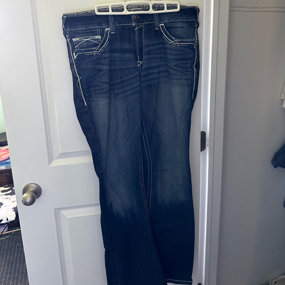 32 Long Ariat real denim jeans, worn a couple of times but in good condition